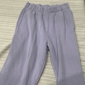 Lavender purple Hollister sweat pants WITH pockets ultra high rise XS